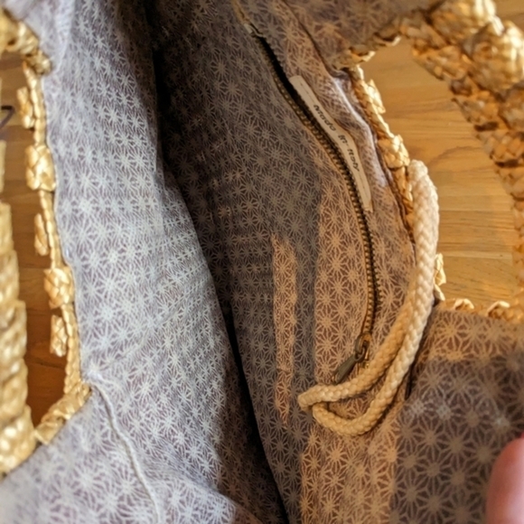 Unbranded Made in Italy Woven Clutch w/ Crossbody Strap - Picture 9 of 10